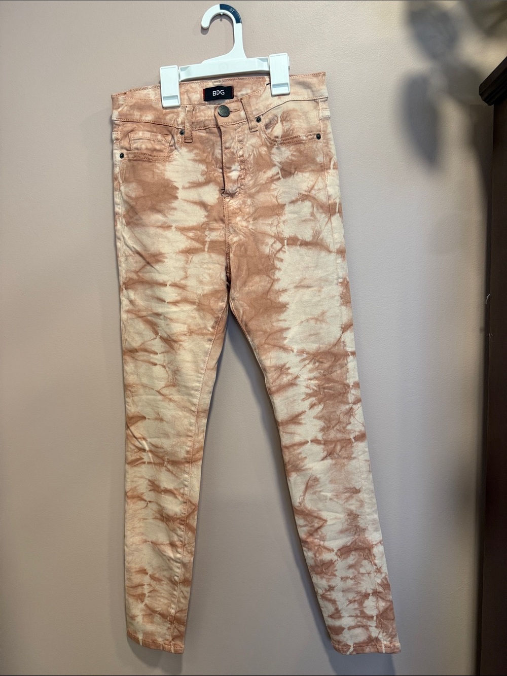 BDG High Rise Twig Ankle jeans